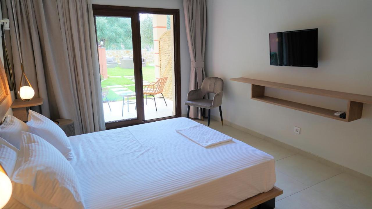 Pagiatakis Suites Parga Bagian luar foto